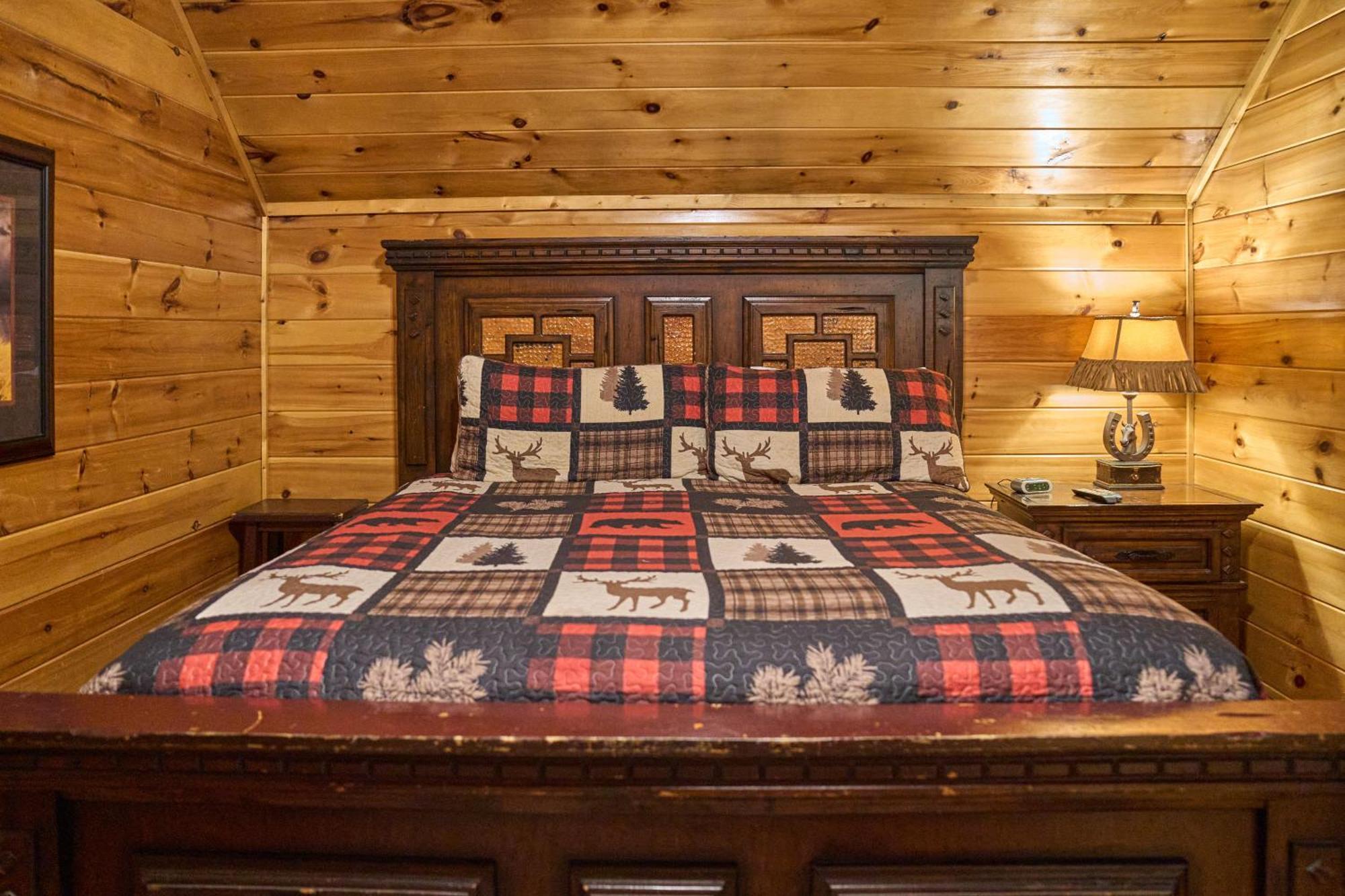 Firefly Lodge Holiday Home Gatlinburg Bagian luar foto