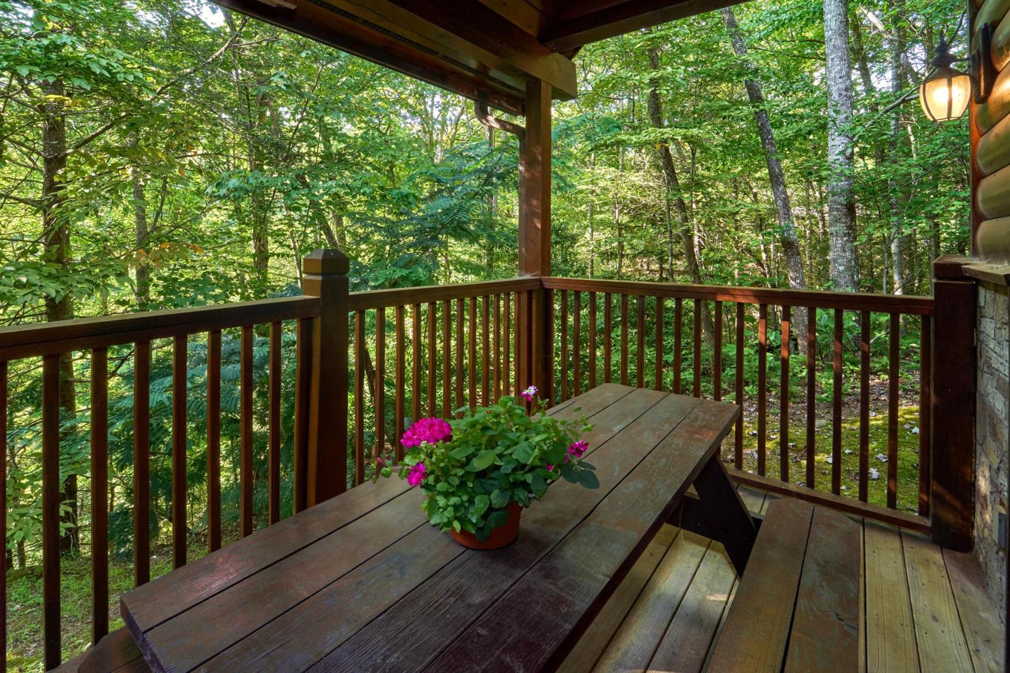 Firefly Lodge Holiday Home Gatlinburg Bagian luar foto